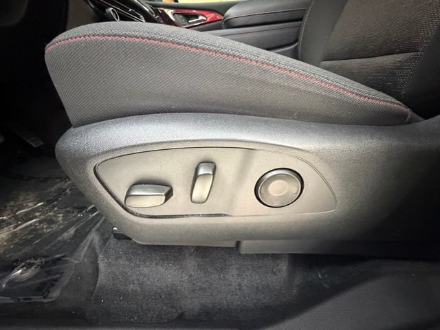 Used 2024 Chevrolet Traverse Z71 AWD/4WD image 28