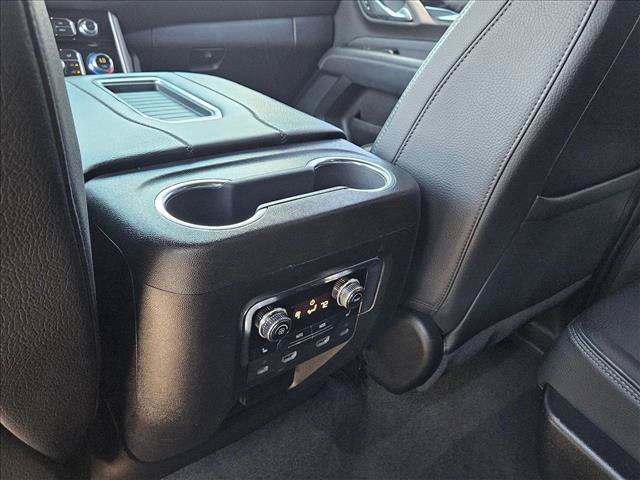 Used 2023 GMC Yukon Denali AWD/4WD image 13