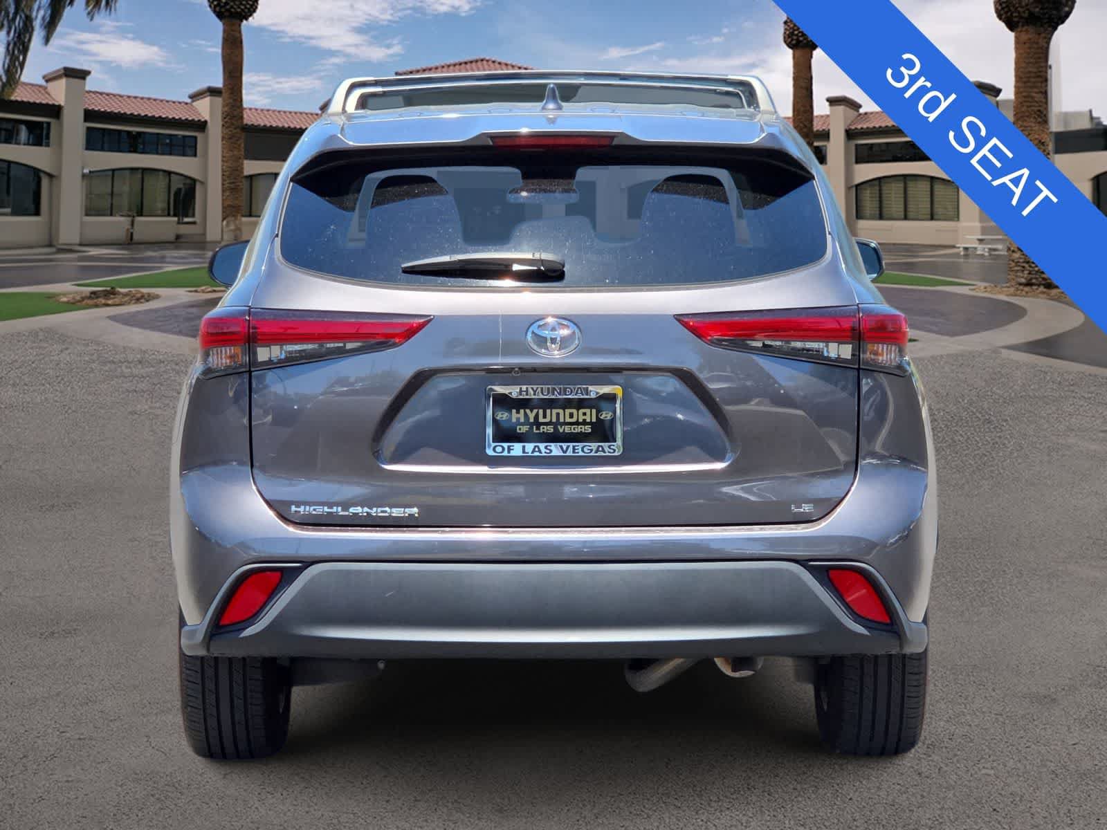 Used 2021 Toyota Highlander LE FWD image 7