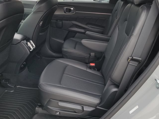 Certified 2023 Kia Sorento SX AWD/4WD image 11