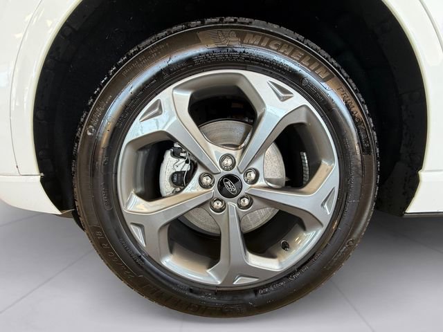 Certified 2024 Ford Escape ST-Line Select AWD/4WD image 9