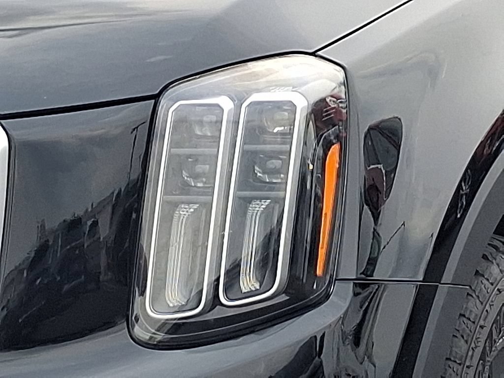 Certified 2024 Kia Telluride LX AWD/4WD image 9
