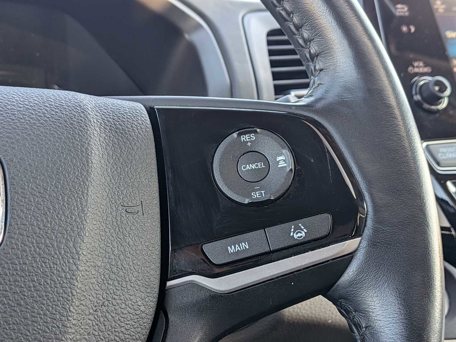 Used 2019 Honda Odyssey EX-L image 26