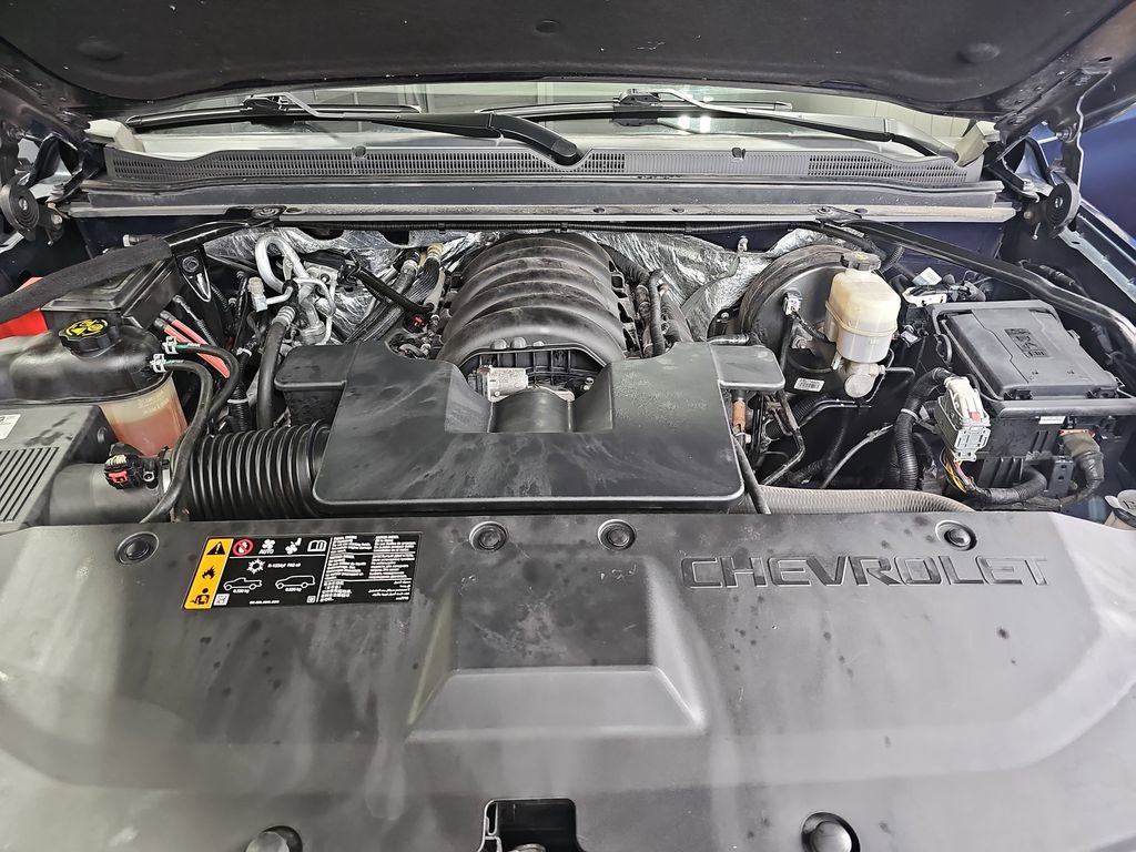 Used 2018 Chevrolet Suburban LT w/ Luxury Package image 29