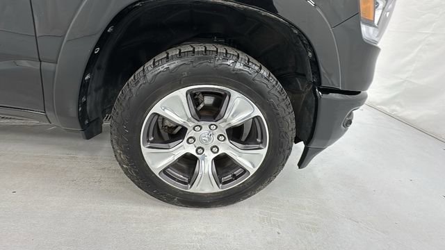 Used 2022 RAM 1500 Laramie w/ Sport Appearance Package image 9