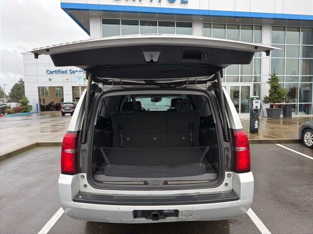 Used 2018 Chevrolet Suburban LT image 11