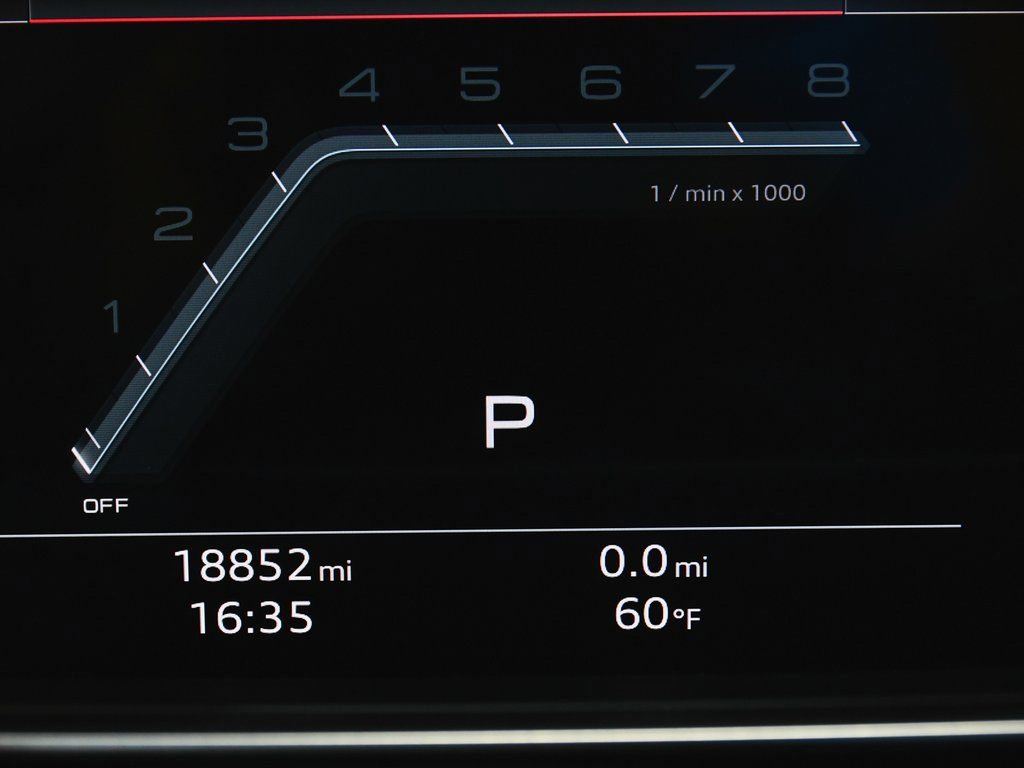 Used 2022 Audi S8 w/ S8 Comfort Plus Package AWD/4WD image 31