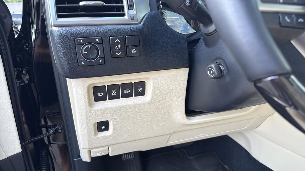 Used 2023 Lexus GX 460 Premium w/ Premium Plus Package AWD/4WD image 22