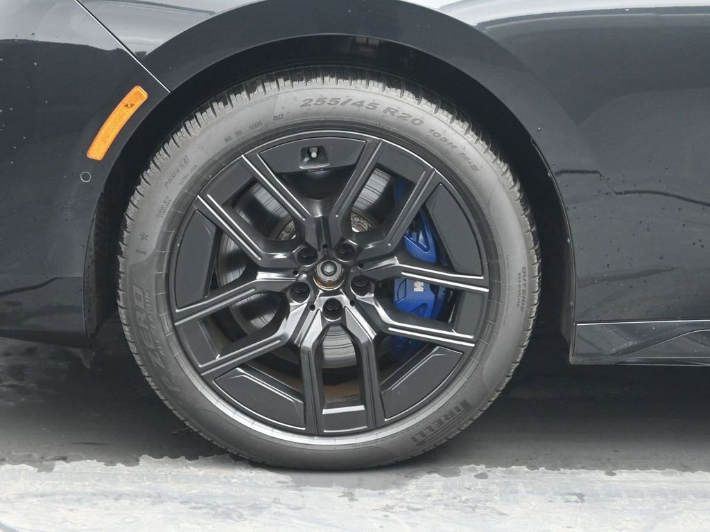 Used 2023 BMW 760i xDrive w/ Executive Package AWD/4WD image 36