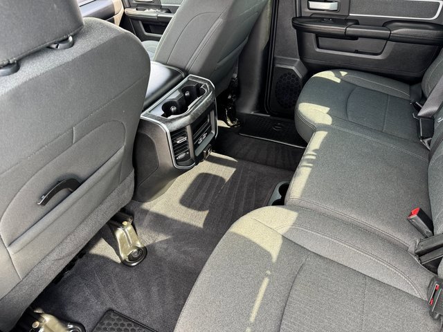 Used 2020 RAM 2500 Big Horn w/ Level 2 Equipment Group image 18