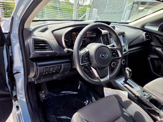Used 2020 Subaru Crosstrek 2.0i Premium w/ Moonroof Package 2 AWD/4WD image 25