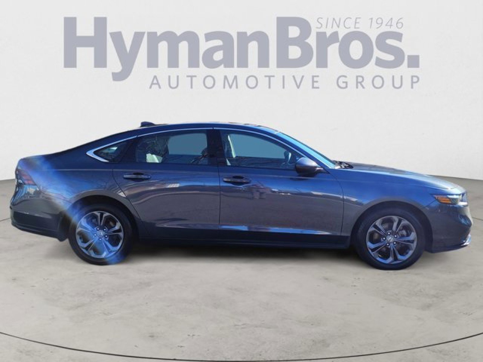 Used 2023 Honda Accord EX image 2