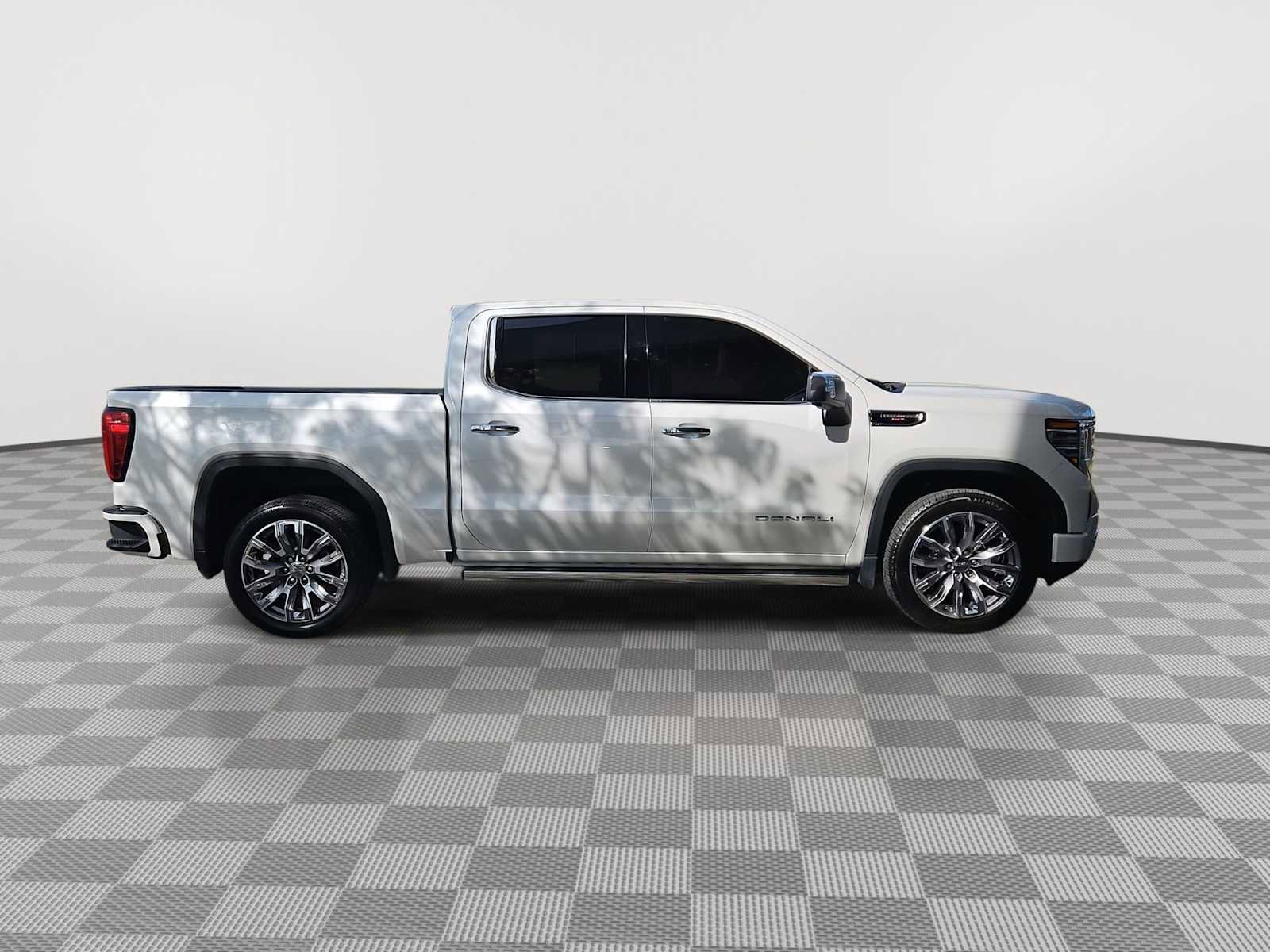 Certified 2023 GMC Sierra 1500 Denali w/ Denali Reserve Package image 18