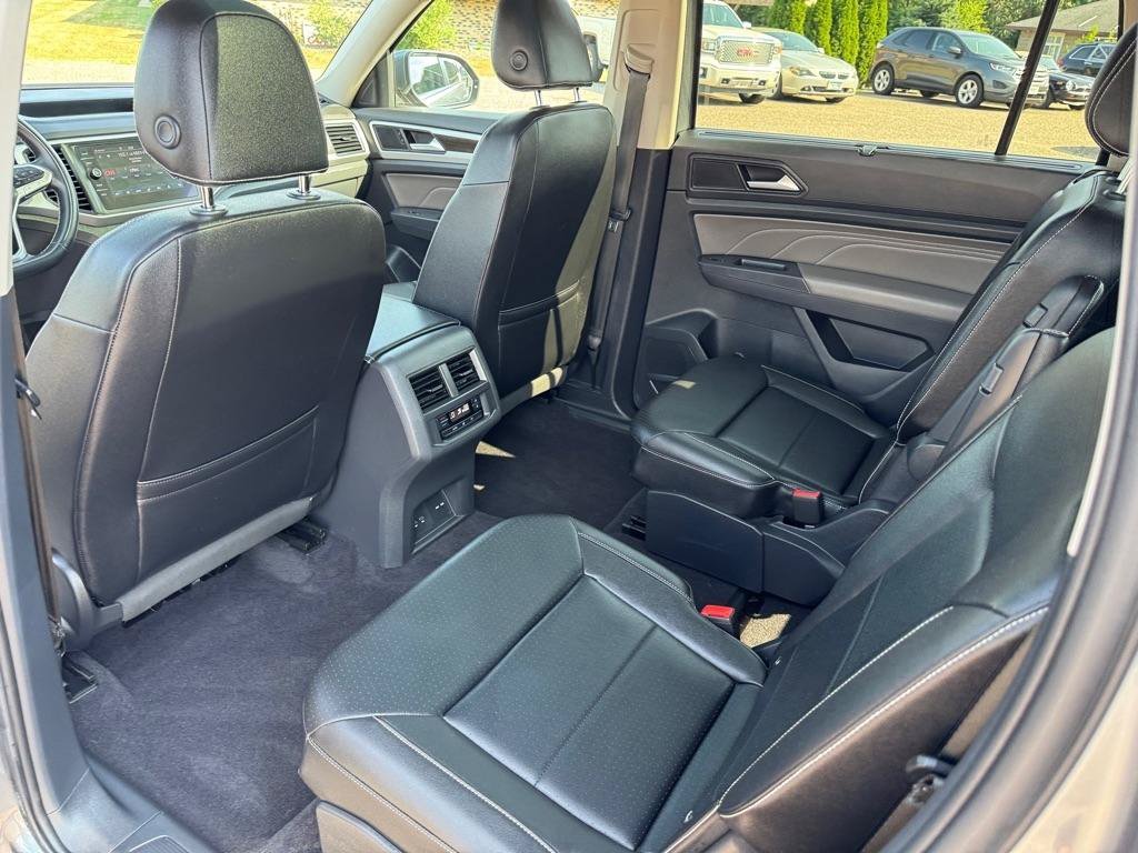 Used 2021 Volkswagen Atlas SE w/ Panoramic Sunroof Package AWD/4WD image 18