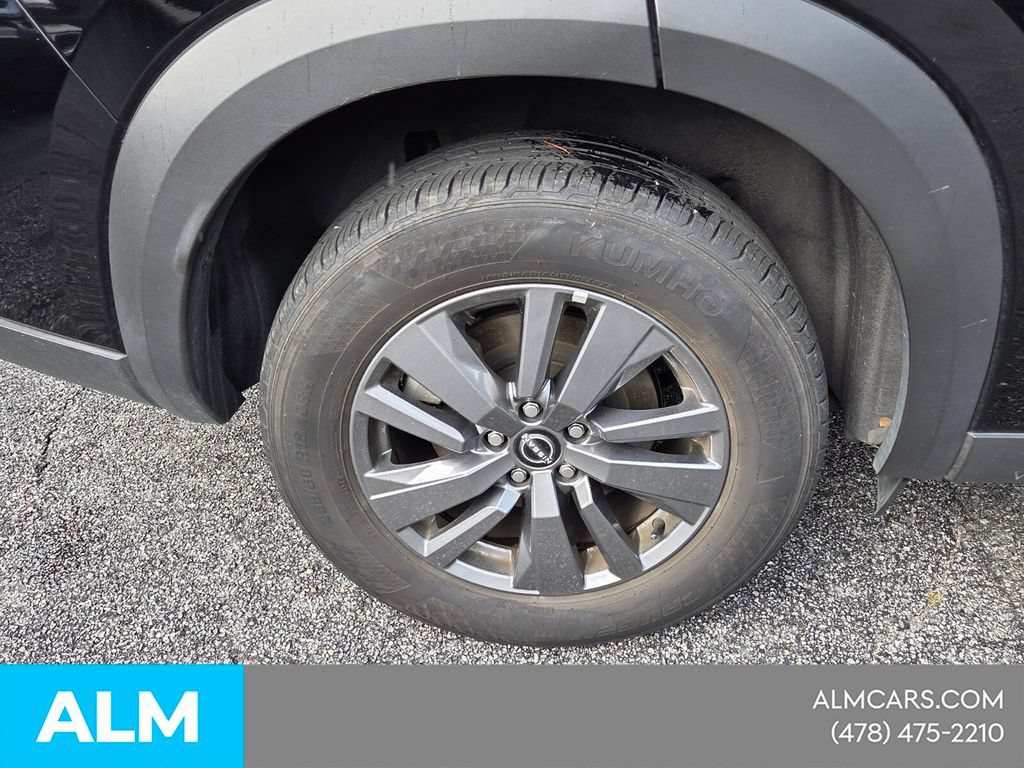 Used 2025 Nissan Pathfinder SV FWD image 15