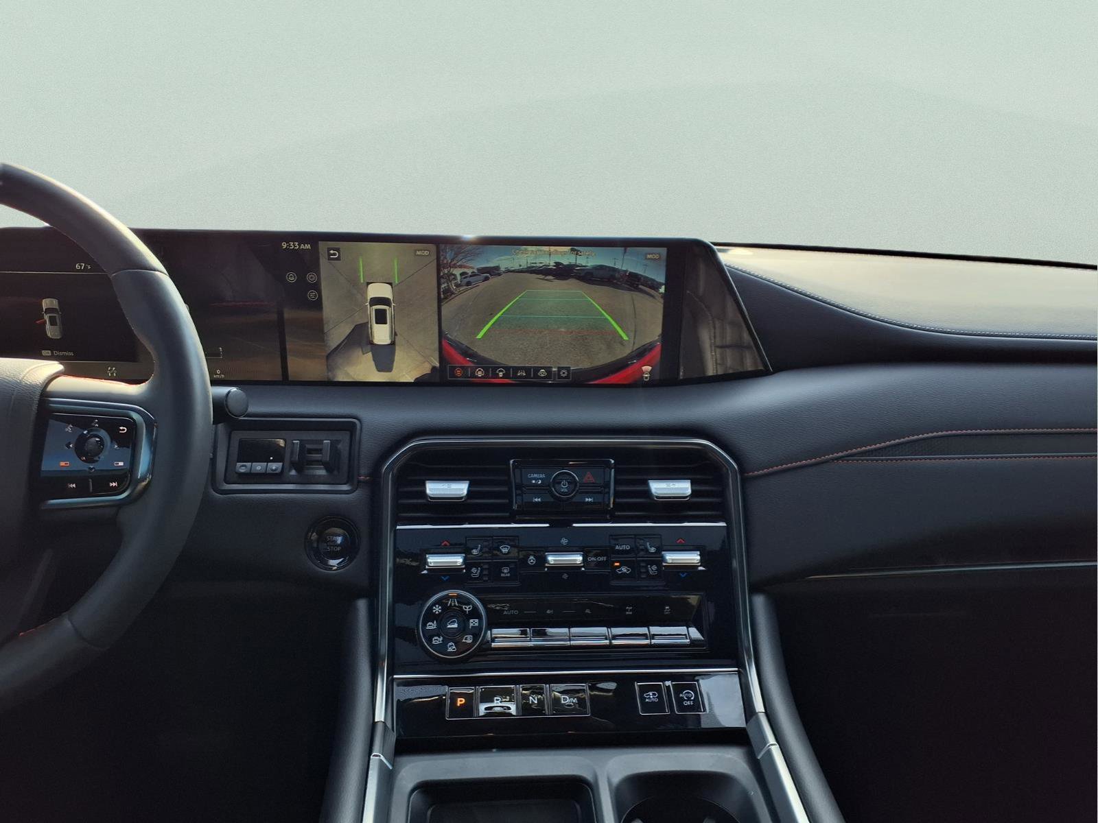 Used 2025 Nissan Armada PRO-4X w/ Pro-4X Premium Package image 16