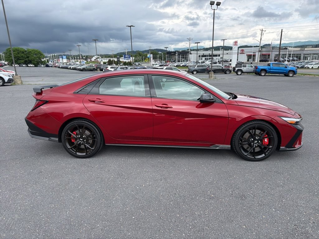 Used 2025 Hyundai Elantra N FWD image 6