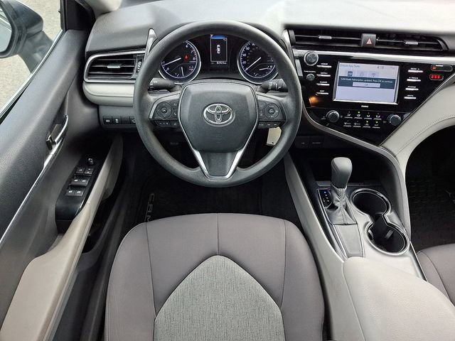 Used 2020 Toyota Camry LE image 11