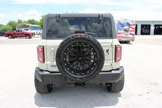 Used 2025 Ford Bronco Outer Banks AWD/4WD image 9