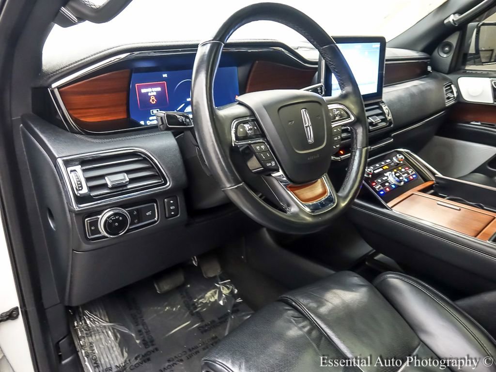 Used 2020 Lincoln Navigator Reserve w/ Equipment Group 208A Reserve image 11