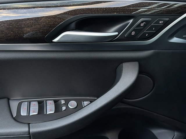 Used 2024 BMW X4 xDrive30i image 15