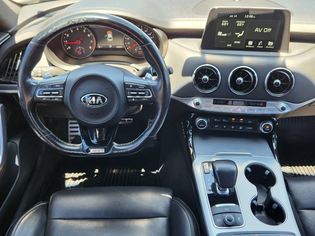Used 2018 Kia Stinger GT2 AWD/4WD image 25
