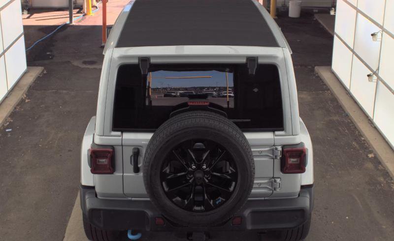 Used 2023 Jeep Wrangler Sahara w/ Cold Weather Group image 5