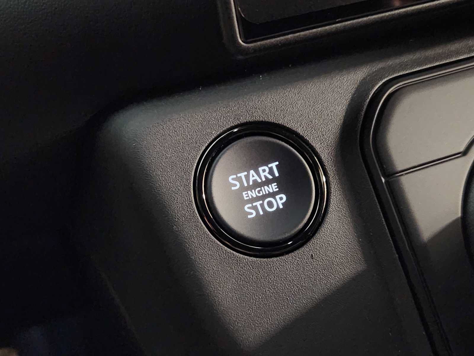 New 2026 Land Rover Defender 110 OCTA AWD/4WD image 20