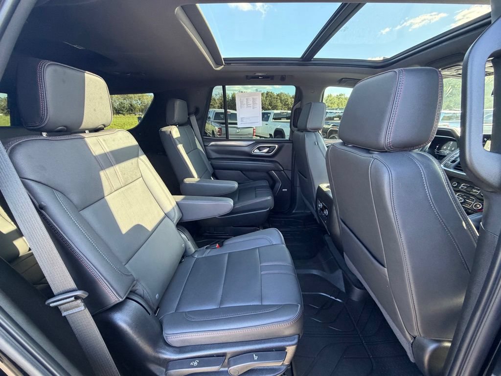 Used 2024 Chevrolet Tahoe RST w/ Luxury Package AWD/4WD image 25