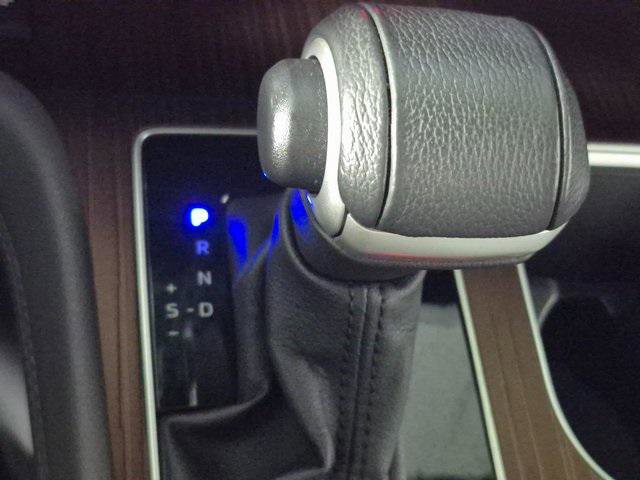 Certified 2024 Toyota Sienna XLE image 26