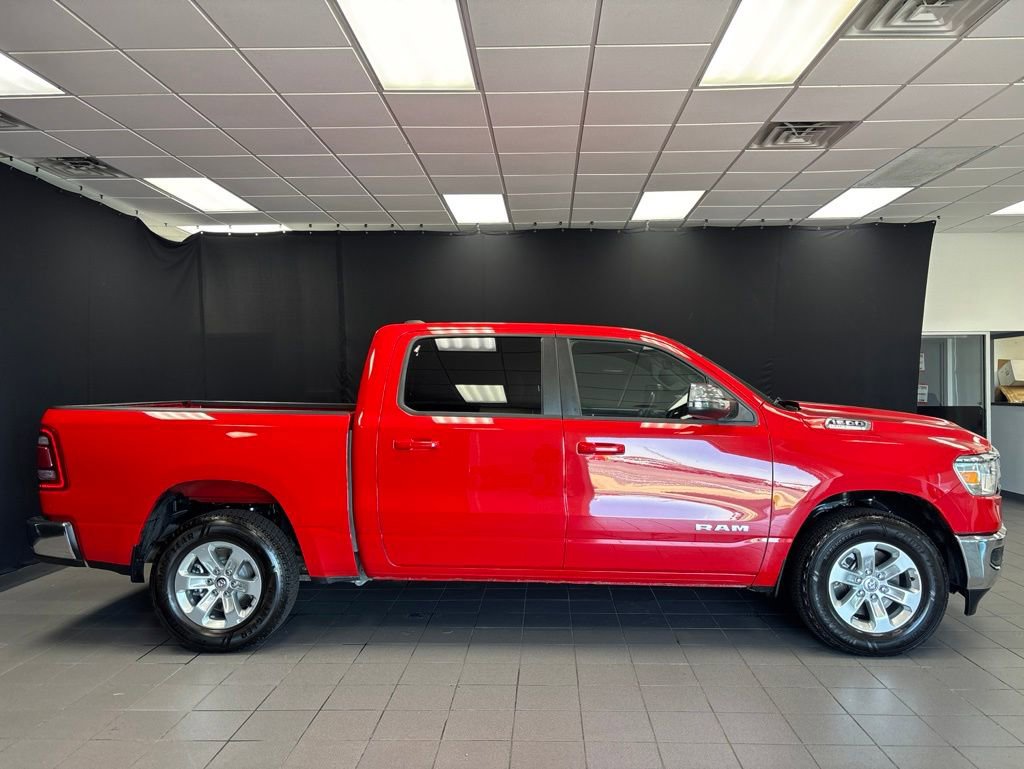 Used 2024 RAM 1500 Laramie RWD image 2