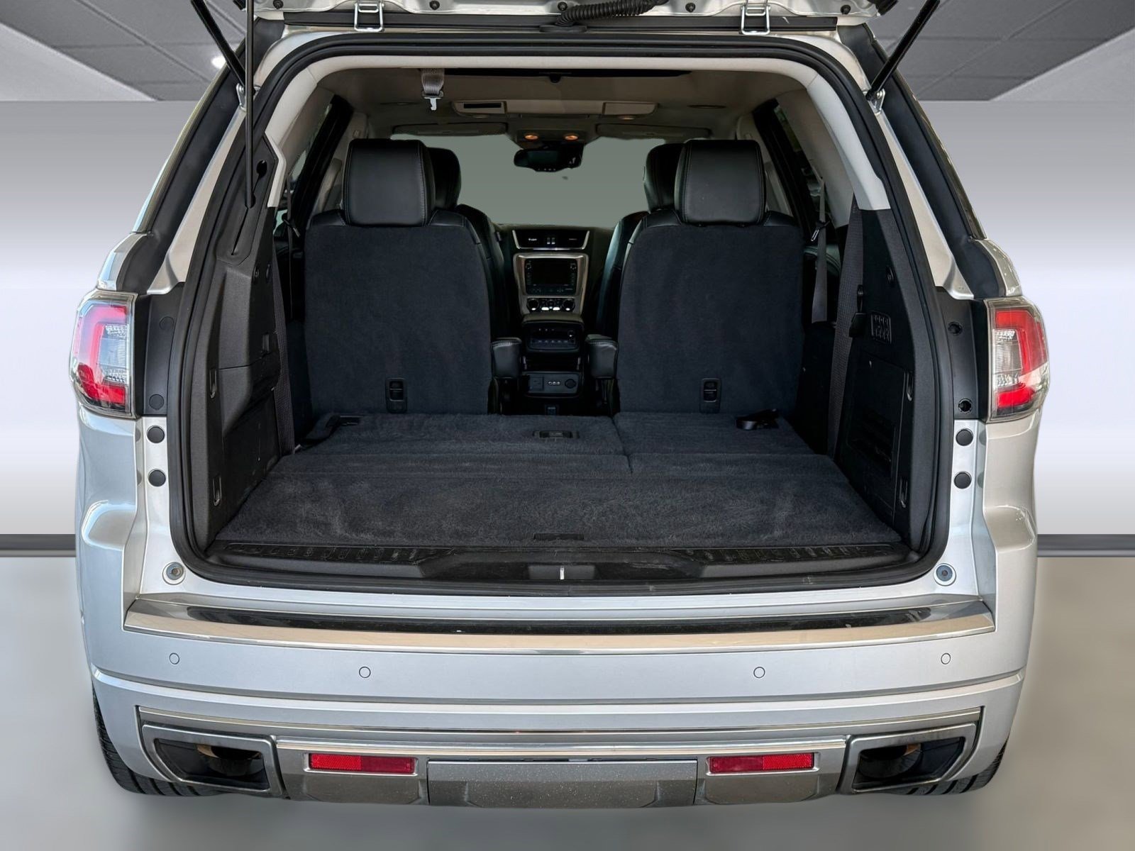 Used 2015 GMC Acadia Denali image 30