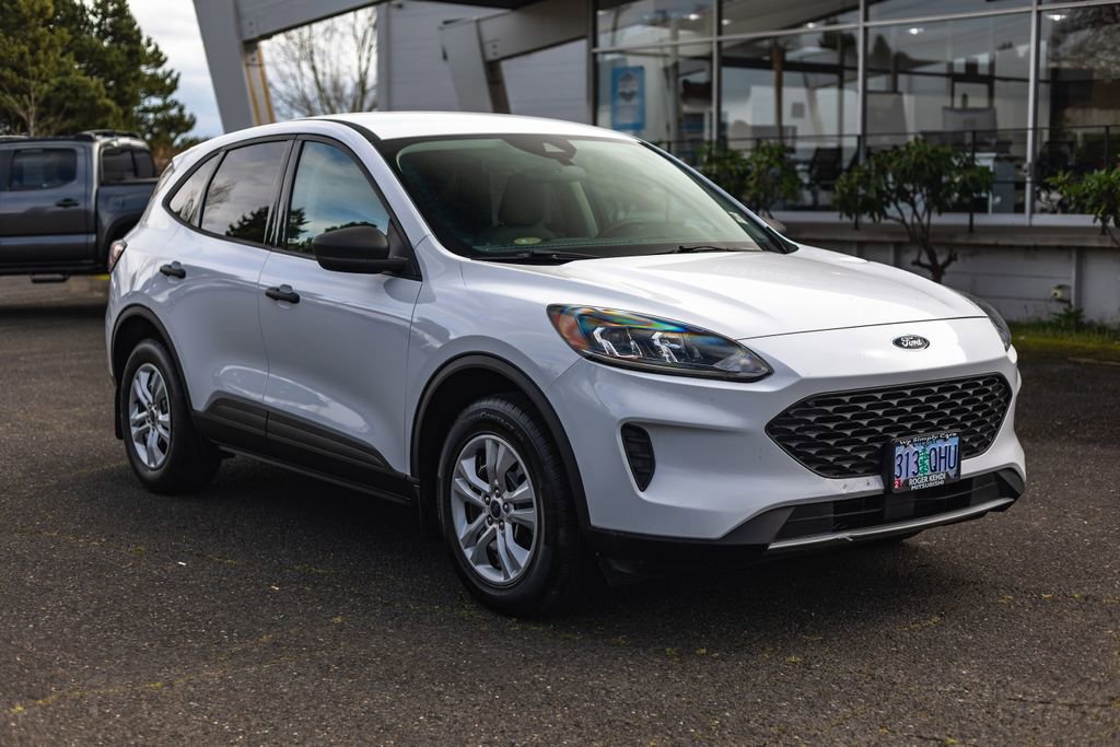 Used 2020 Ford Escape S image 8