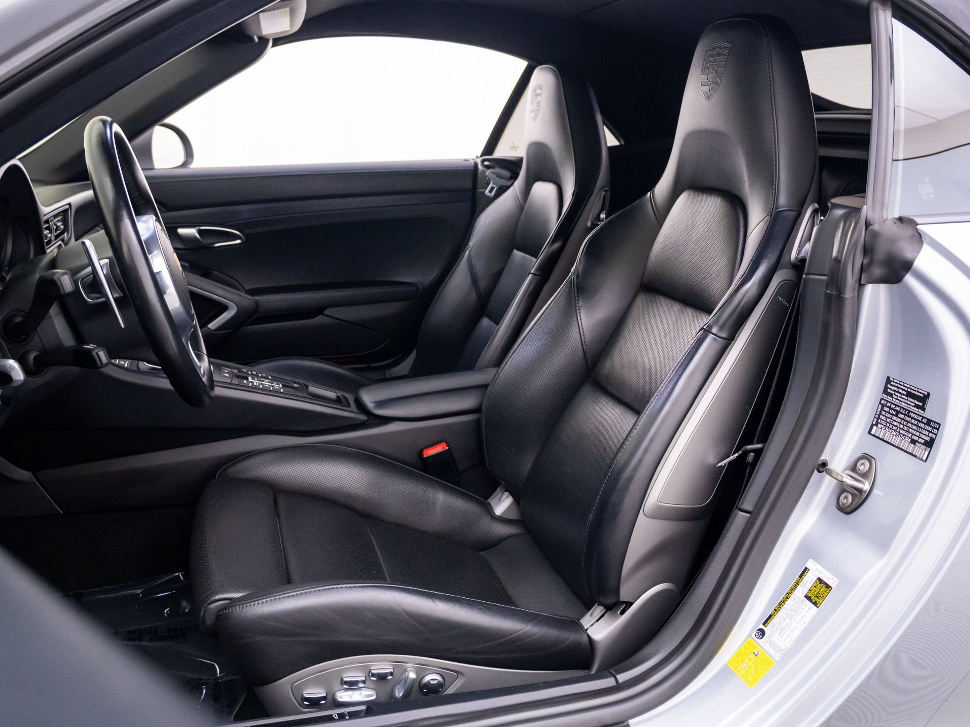 Used 2015 Porsche 911 Carrera GTS RWD image 5