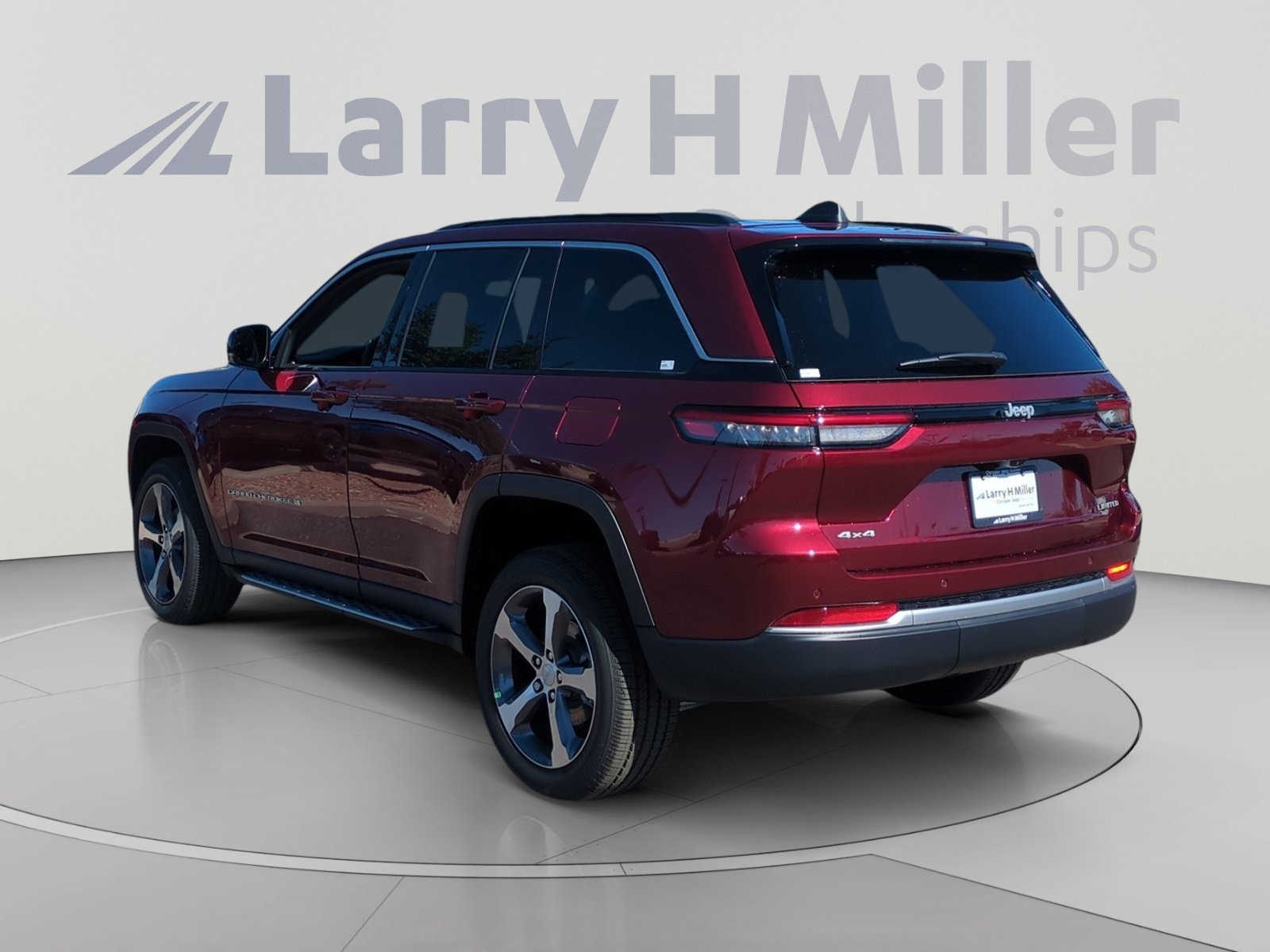 New 2026 Jeep Grand Cherokee Limited AWD/4WD image 3