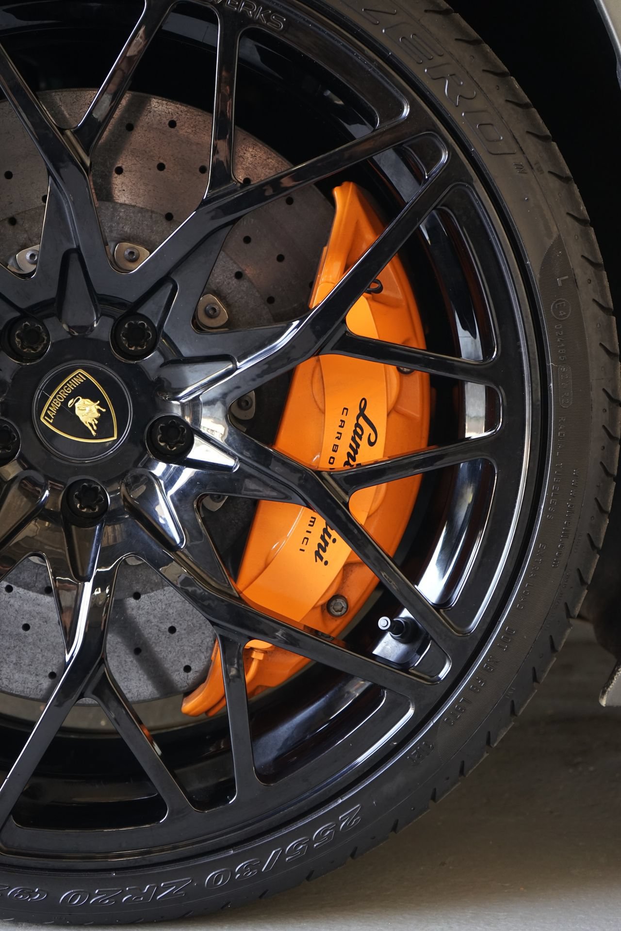 Used 2015 Lamborghini Aventador LP 700-4 AWD/4WD image 29