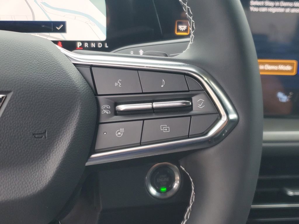 New 2026 Chevrolet Traverse LT w/ Driver Confidence Package image 23