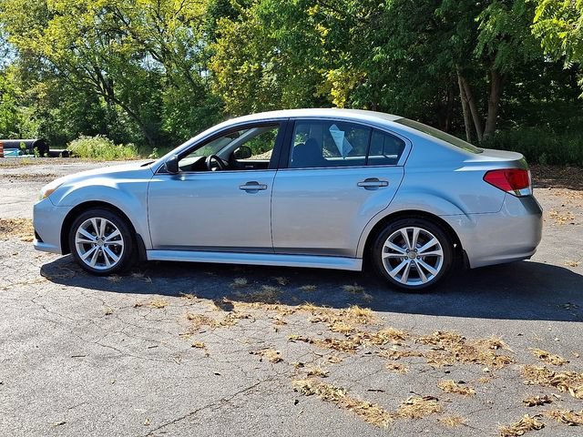 Used 2014 Subaru Legacy 2.5i w/ Alloy Wheel Package AWD/4WD image 5