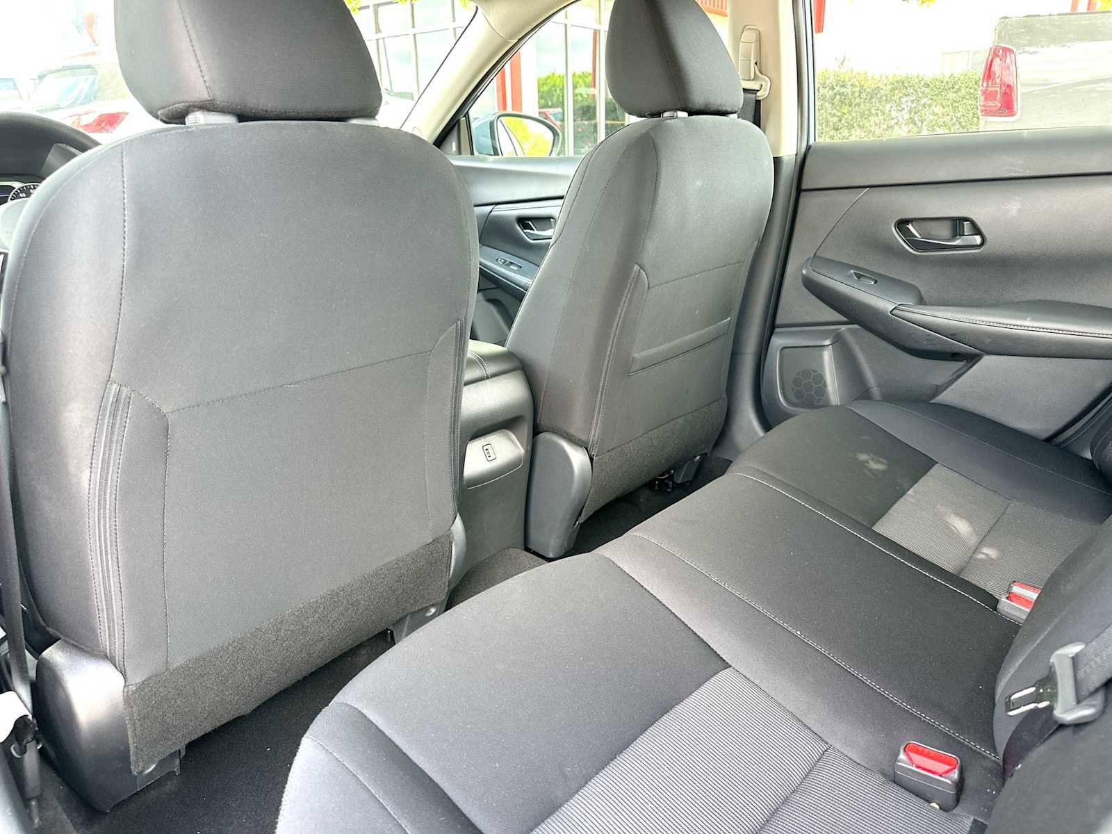 Used 2025 Nissan Sentra SV image 24