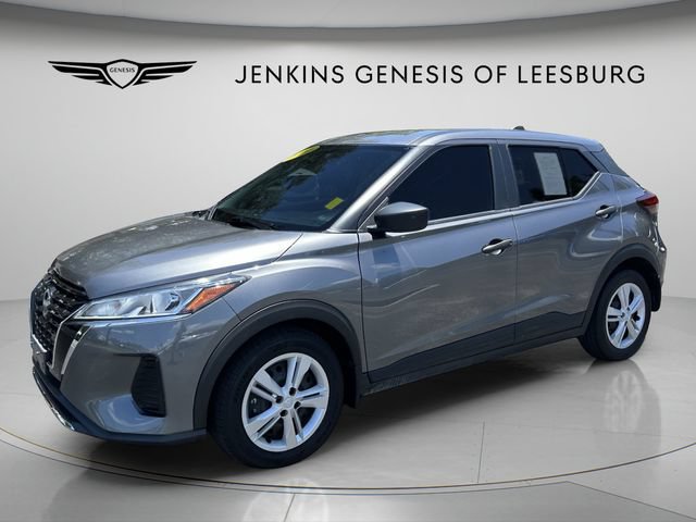Used 2024 Nissan Kicks S FWD image 11