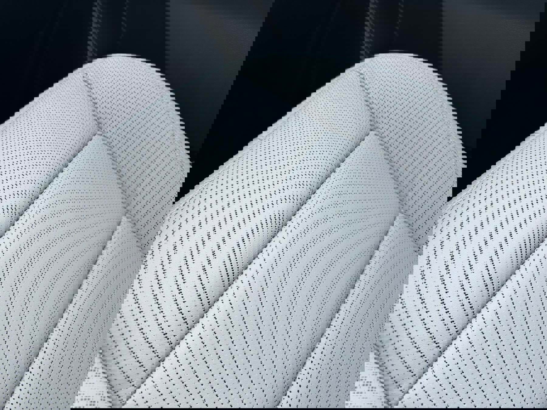 New 2026 Ford Explorer Platinum w/ LUX Leather Package image 24