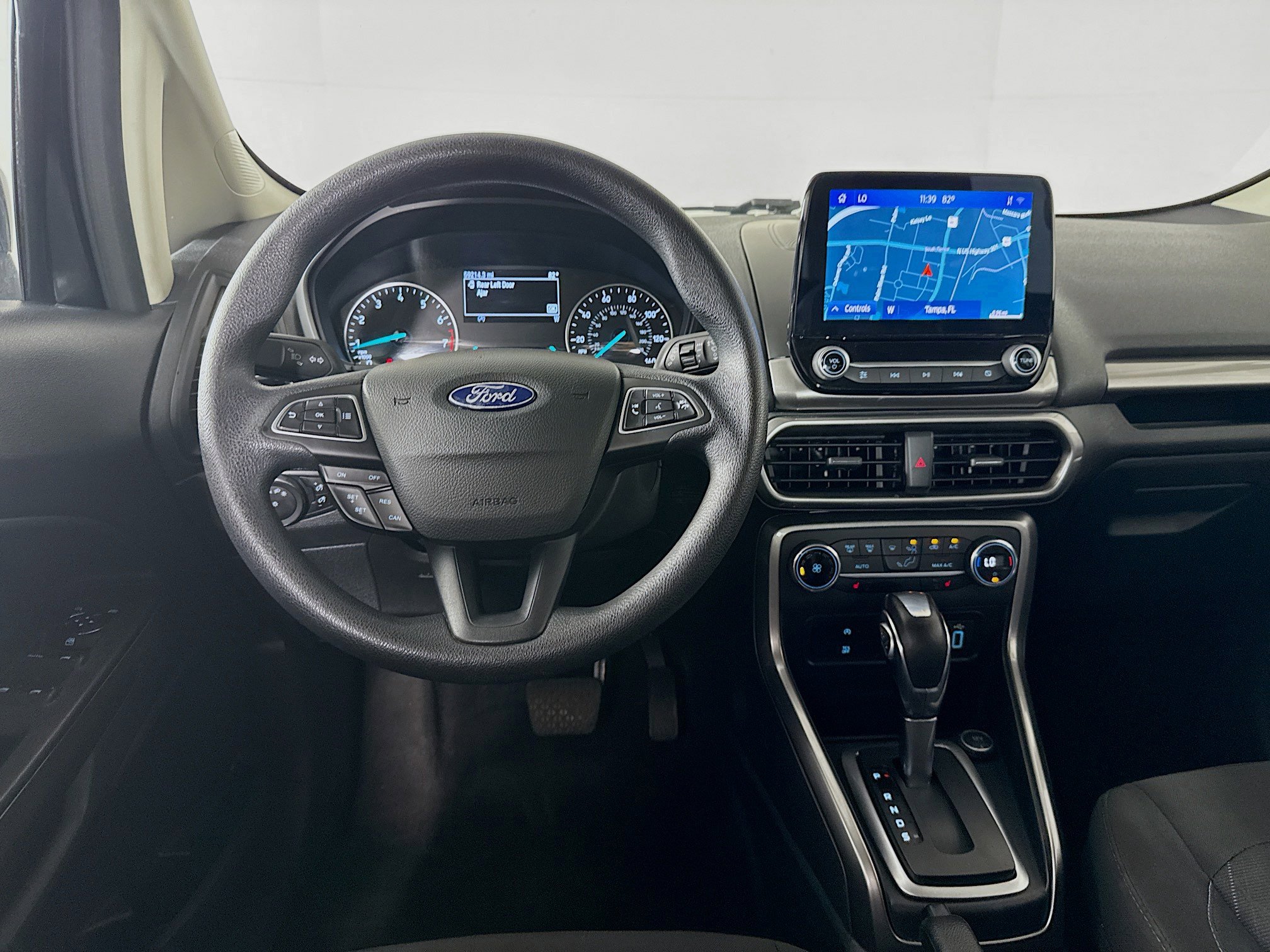 Used 2021 Ford EcoSport SE w/ SE Convenience Package image 28