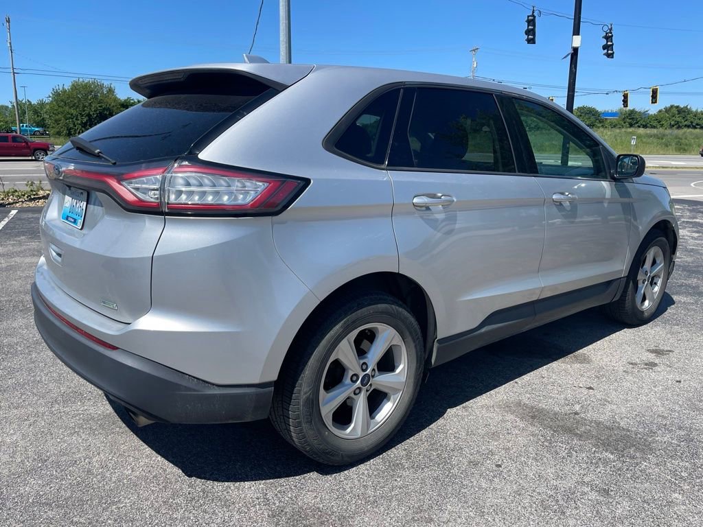 Used 2015 Ford Edge SE FWD image 3
