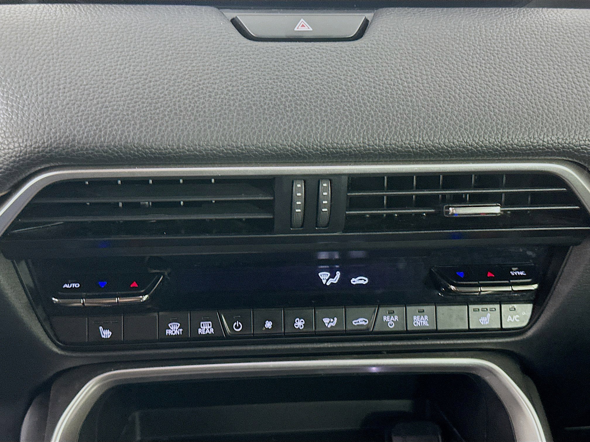 Used 2024 MAZDA CX-90 3.3 Turbo w/ Premium Package image 24