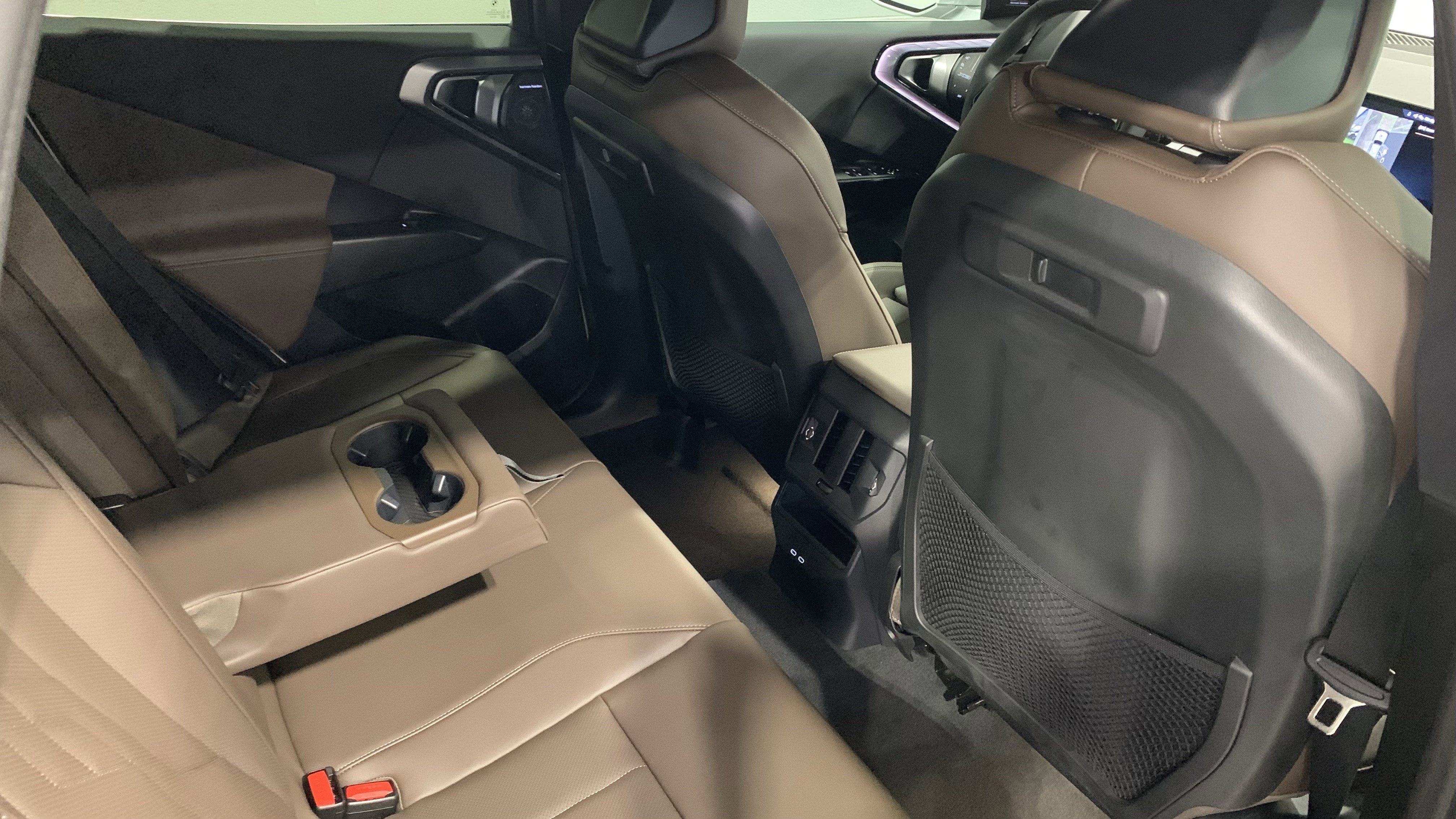 Used 2026 BMW X3 xDrive30 w/ Premium Package image 28