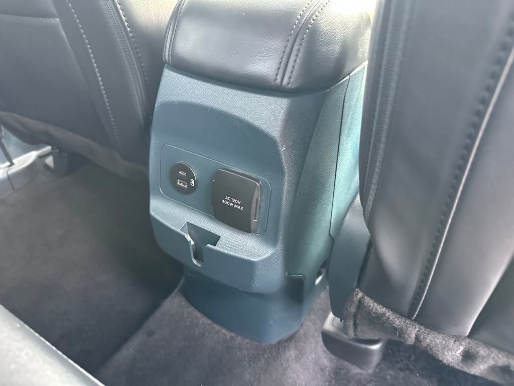 Used 2023 Ford Maverick Lariat w/ Lariat Luxury Package image 52