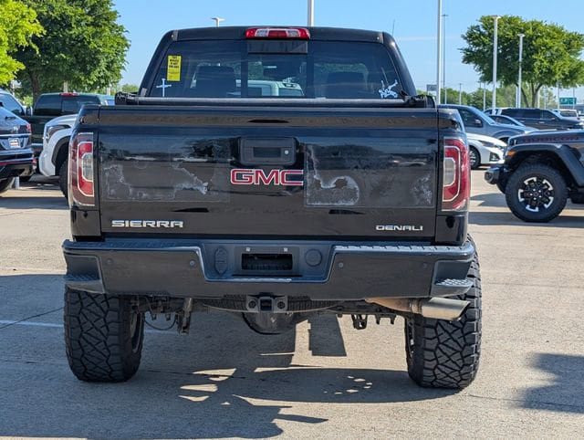 Used 2016 GMC Sierra 1500 Denali w/ Enhanced Driver Alert Package AWD/4WD image 5