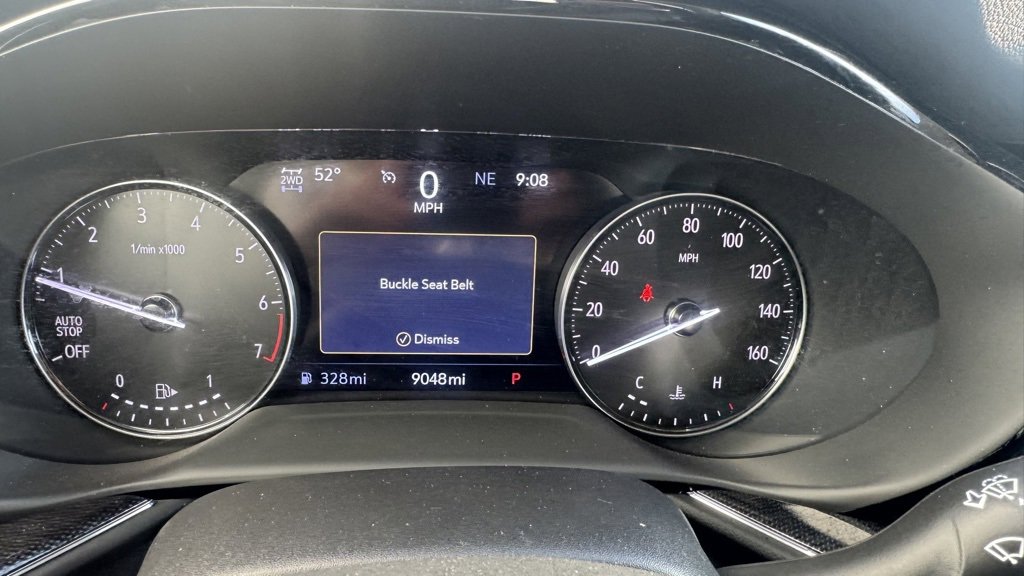 Used 2023 Buick Envision Essence image 24