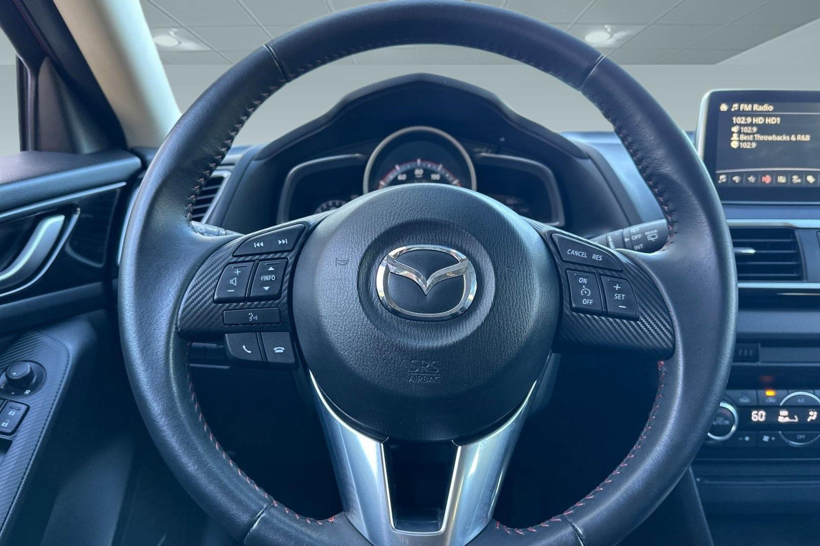 Used 2016 MAZDA MAZDA3 i Grand Touring image 17