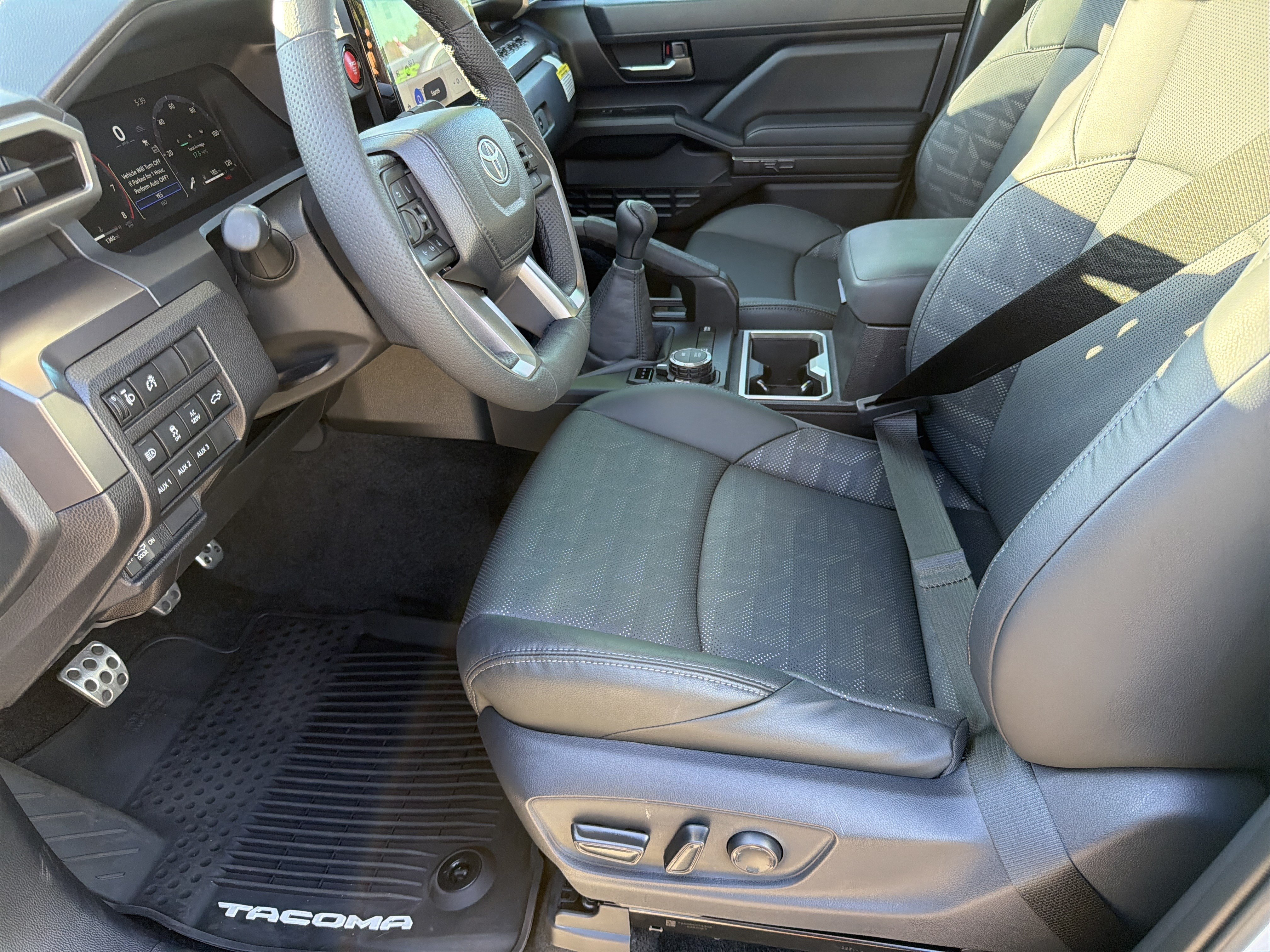 Certified 2026 Toyota Tacoma TRD Sport w/ TRD Sport Premium Package AWD/4WD image 18